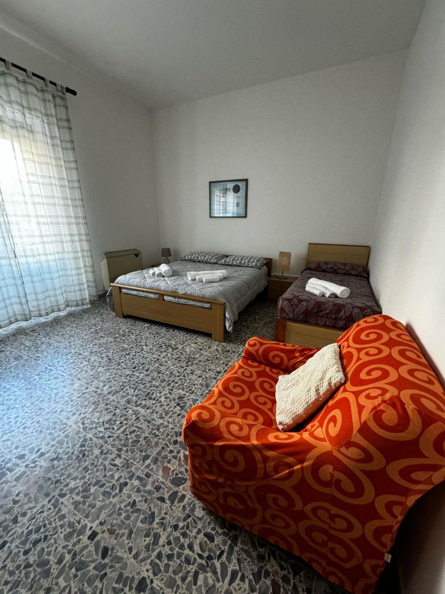 Pm 41 Via Ennio Porrino Guest House 阿尔盖罗 外观 照片