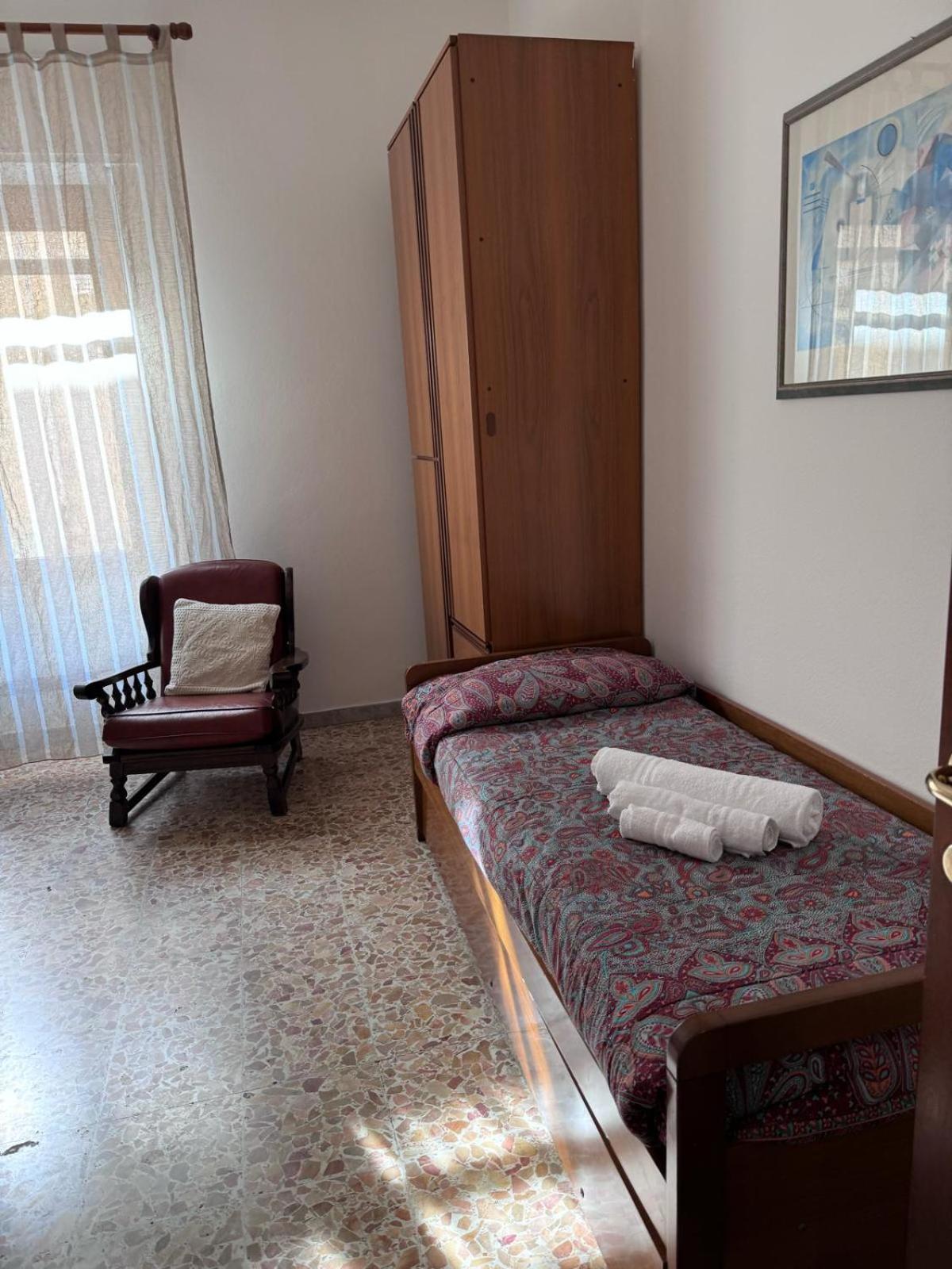 Pm 41 Via Ennio Porrino Guest House 阿尔盖罗 外观 照片